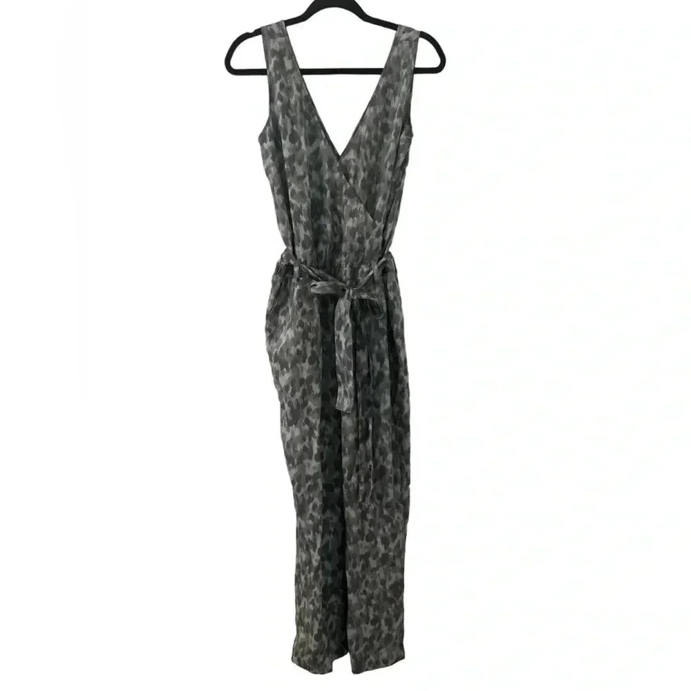 Cloth & Stone Jumpsuit Elastic Waist Animal Print Anthropologie Belt Wrap Size S